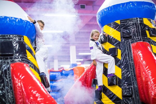 Inflatable Parks; Kwaliteit Indoor Opblaasbare Parken voor Buiten en Binnen Speelparken Kopen van JB Inflatables