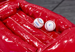 Opblaasbaar IPS spel met interactieve spots kopen