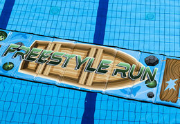 Unieke freestyle river run waterloopmat in verschillende afmetingen en kleuren voor kids bestellen. Koop opblaasbare zwembadspelen nu online bij JB Inflatables Nederland