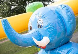 Opblaasbaar mega springkasteel in thema jungle bestellen voor kids. Koop springkastelen online bij JB Inflatables Nederland 