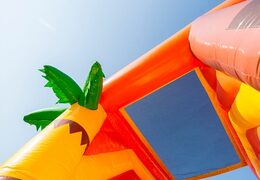 Groot opblaasbaar open multiplay indoor piraat luchtkussen met glijbaan bestellen voor kids. Koop luchtkussens online bij JB Inflatables Nederland