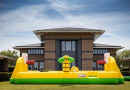 Groot opblaasbaar open bubble boarding springkussen met schuim kopen in thema sport basketbal voetbal voor meiden