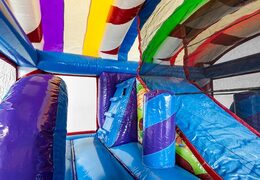 Bestel candyland springkussen in een uniek design, een glijbaan en 3D objecten voor kids. Koop springkussens online bij JB Inflatables Nederland