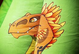 Klein overdekt multifun springkussen te koop in thema dino voor kinderen. Koop springkussens online bij JB Inflatables Nederland