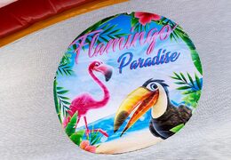 Overdekt opblaasbaar multiplay luchtkussen bestellen in thema flamingo voor kids bij JB Inflatables Nederland. Koop luchtkussen online bij JB Inflatables Nederland