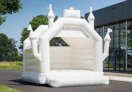 Standaard overdekt springkussens kopen in thema trouwen in de vorm van een kasteel voor kinderen. Koop springkussens online bij JB Inflatables Nederland