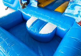 Springkussen in theme piraat met een glijbaan kopen voor kinderen. Bestel opblaasbare springkussens online bij JB Inflatables Nederland