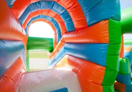 Medium opblaasbare multiplay springkasteel in voetbal thema te kopen voor kinderen. Bestel opblaasbare springkastelen online at JB Inflatables Nederland