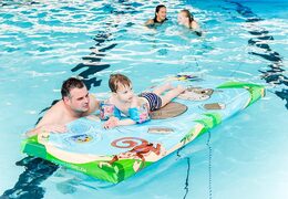 Speelvlot voor in het zwembad voor kinderen kopen met verschillende thema's