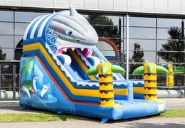 Bestel opblaasbare glijbaan in thema haai voor kids. Koop opblaasbare glijbanen nu online bij JB Inflatables Nederland