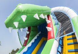Koop opblaasbare glijbaan in thema krokodil voor kinderen. Bestel opblaasbare glijbanen nu online bij JB Inflatables Nederland