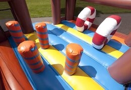 Indrukwekkende opblaasbare haai  themed glijbaaan met een plonsbad bestellen voor kids. Koop opblaasbare glijbanen nu online bij JB Inflatables Nederland