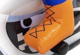 Opblaasbare Sarah op rode motor die extra groot is bestellen