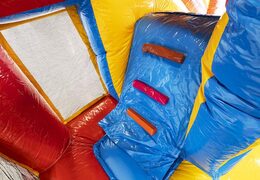 Medium opblaasbare multiplay springkussen met glijbaan in rollercoaster thema bestellen voor kinderen. Bestel opblaasbare springkussens online at JB Inflatables Nederland