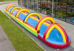 Spectaculaire opblaasbare standaard buikschuifbaan 18 meter lang met een extra brede baan bestellen voor kinderen. Koop opblaasbare buikschuifbanen nu online bij JB Inflatables Nederland