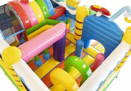 Opblaasbaar luchtkussen met glijbaan in summer party thema te koop voor kinderen