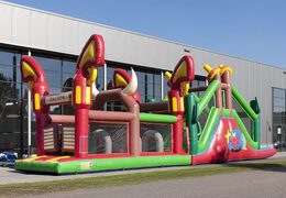 Bestel een 17 meter brede unieke stormbaan in cowboy thema voor kids. Koop opblaasbare stormbanen nu online bij JB Inflatables Nederland
