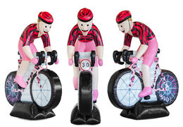 Opblaasbare pop Sarah wielrenster te koop voor jubileum