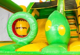 Hindernissen op springkussen van JB Inflatables