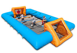 Bestel blauw oranje opblaasbare tafelvoetbal met unieke boardingschuifsysteem voor kinderen. Koop opblaasbare tafelvoetbal nu online bij JB Inflatables Nederland