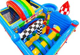 Binnenkant springkussen met bogen, pilaren en stootzakken te koop bij JB