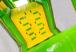 Klimwand van stormbaan module base jump