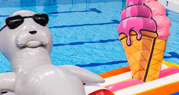 JB Zwembadspelen zeehond op waterbed