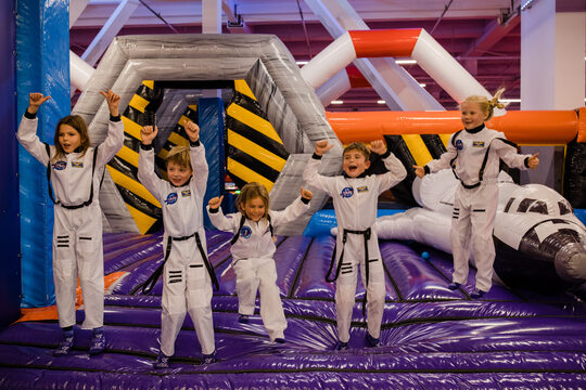 Air Space Inflatable Play Park