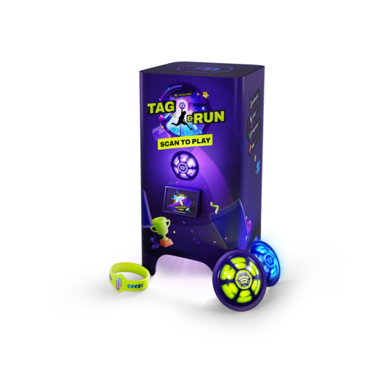 Aanmeld zuil van JB Tag Solutions het interactieve speelsysteem als upgrade op je speelhal