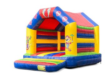 Standaard springkussen kopen in circus thema voor kinderen met mooie animaties zowel op de binnen- en buitenwanden en op de pilaren. Bestel springkussens online bij JB Inflatables Nederland