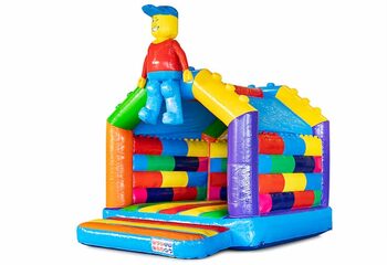 Koop standaard superblocks springkussens in een opvallende design en een grappige animatie in de vorm van een poppetje voor kinderen. Springkussens online te koop bij JB Inflatables Nederland