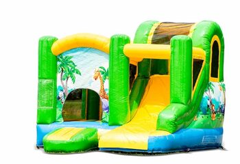 Klein overdekt opblaasbaar multiplay springkussen met glijbaan kopen in thema jungle voor kids. Bestel opblaasbare springkussens online bij JB Inflatables Nederland