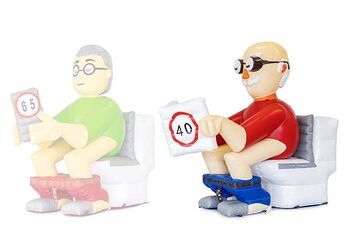 Opblaasbare Abraham pop zittend op de wc te koop als blikvanger voor verjaardagen