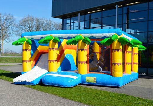 Indoor multiplay beach springkasteel in een beperkte hoogte van 2,74 meter en met een glijbaan kopen voor kinderen. Bestel springkastelen online bij JB Inflatables Nederland