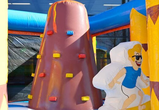 Indoor beach luchtkussen met een glijbaan bestellen voor kinderen. Koop luchtkussens online bij JB Inflatables Nederland