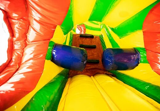 Kruiptunnel Gorilla springkasteel met obstakals, een klimhelling en glijhelling voor kids bestellen. Koop springkastelen online bij JB Inflatables Nederland