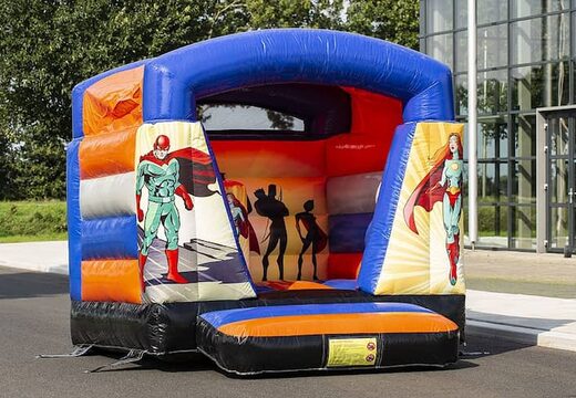 Klein overdekt luchtkussen kopen in thema superhelden voor kinderen. Koop luchtkussens online bij JB Inflatables Nederland