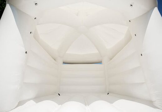 Standaard carrousel wit trouwkussen luchtkussen kinderen kopen. Bestel luchtkussens online bij JB Inflatables Nederland