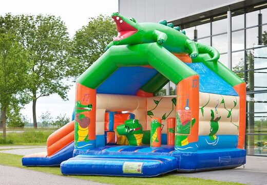 Multifun luchtkussen met een opvallend 3D figuur van een krokodil op het dak kopen voor kids. Bestel luchtkussens online bij JB Inflatables Nederland