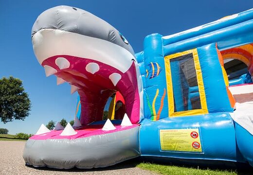 Bestel medium opblaasbare haai springkasteel met glijbaan voor kinderen. Koop opblaasbare springkastelen online at JB Inflatables Nederland 