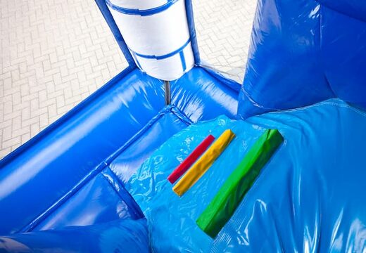 Bestel medium opblaasbare springkussen in thema kasteel met glijbaan voor kinderen. Koop opblaasbare springkussens online at JB Inflatables Nederland 