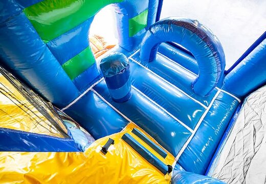 Springkasteel in nemo thema met een glijbaan bestellen voor kinderen. Koop opblaasbare springkastelen online bij JB Inflatables Nederland