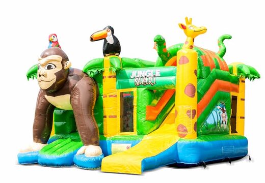Overdekt opblaasbaar multiplay springkussen met glijbaan kopen in thema safari gorilla voor kinderen. Bestel opblaasbare springkussens online bij JB Inflatables Nederland