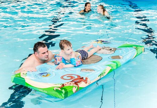 Speelvlot voor in het zwembad voor kinderen kopen met verschillende thema's