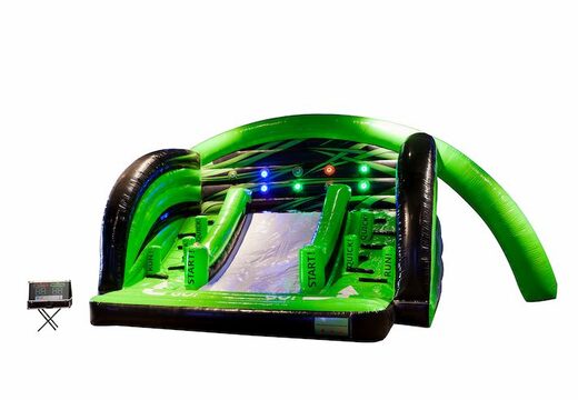 Bestel opblaasbare springkussen stormbaan met interactieve sport om een wedstrijdje te doen voor kinderen 