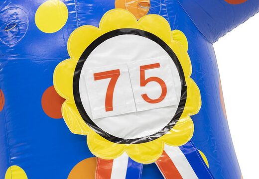 Opblaasbare abraham pop feestend met bier in zijn hand bestellen voor verjaardagen