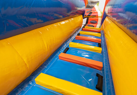 Multi Slide Caribbean springkussen met glijbaan kopen voor uw kinderen. Opblaasbare springkussens nu online bestellen bij JB Inflatables Nederland