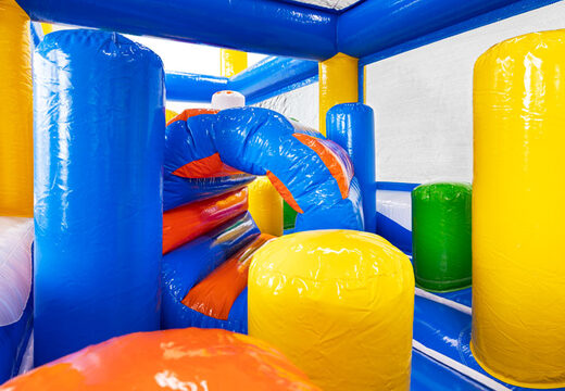 Blauw rood geel groen stormbaan kruipgat module pillar dodge