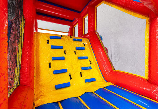 Klimwand in zelf te bouwen stormbaan uitbreiding Base Jump