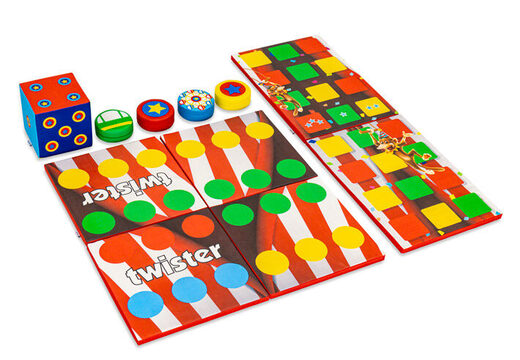 Kleurrijk spellenset voorkant van Softplay in Rollercoaster thema